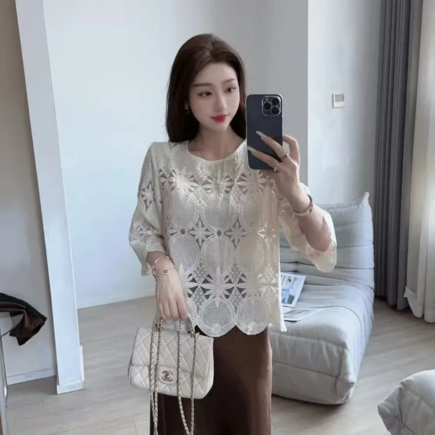 早春穿搭一整套2025新款今年流行漂亮蕾丝上衣鱼尾半身裙两件套装