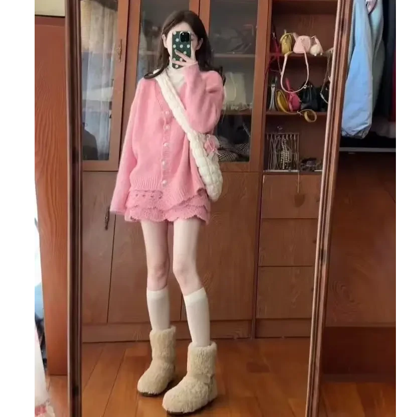 今年流行一整套女装穿搭2026春季甜美减龄针织开衫设计感短裙套装