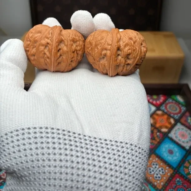 矮桩元宝核桃，全品无修，42-44-33，49.7克