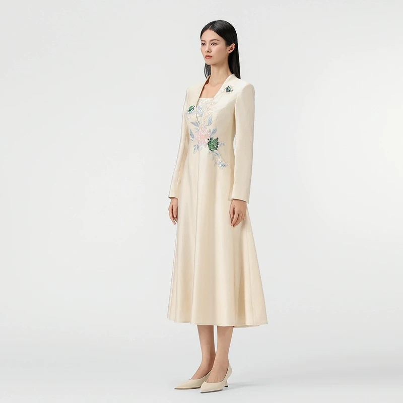 SUSSI/古色25春新品商场同款前方形连身立领长袖贴花长连衣裙