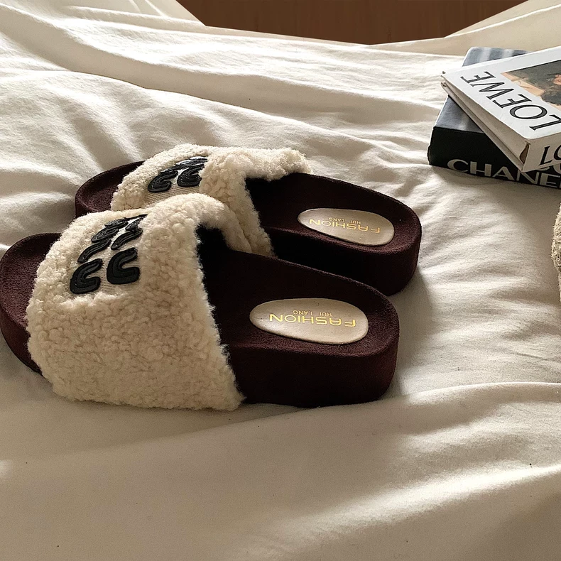 奶绒绒~高及设计感ins厚底毛毛拖鞋女秋冬外穿网红百搭一字拖女