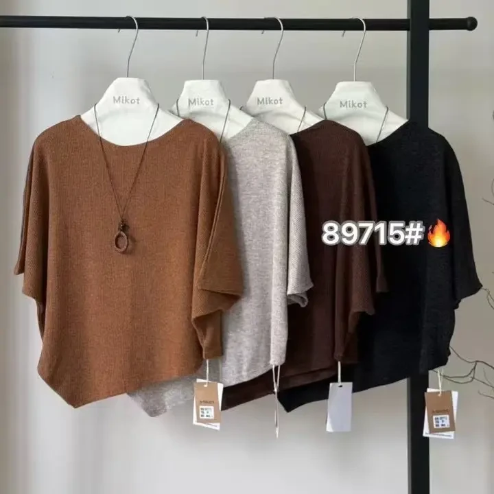 吸汗女纯色短袖圆领针织简约常规秋冬褶皱T恤