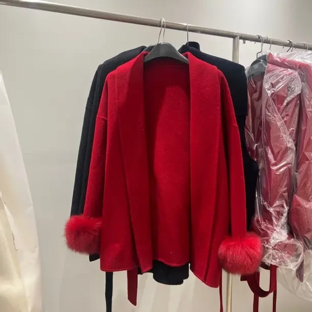 冬季新款韩系高级感红色短款可拆卸狐狸毛袖双面羊毛毛