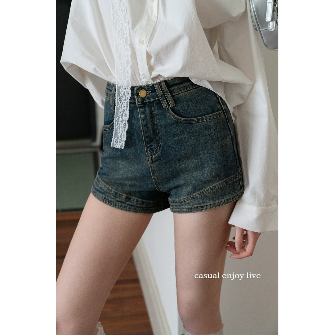 EGGKA 【现现】显瘦百搭A字宽边设计感牛仔短裤E24B1125AF