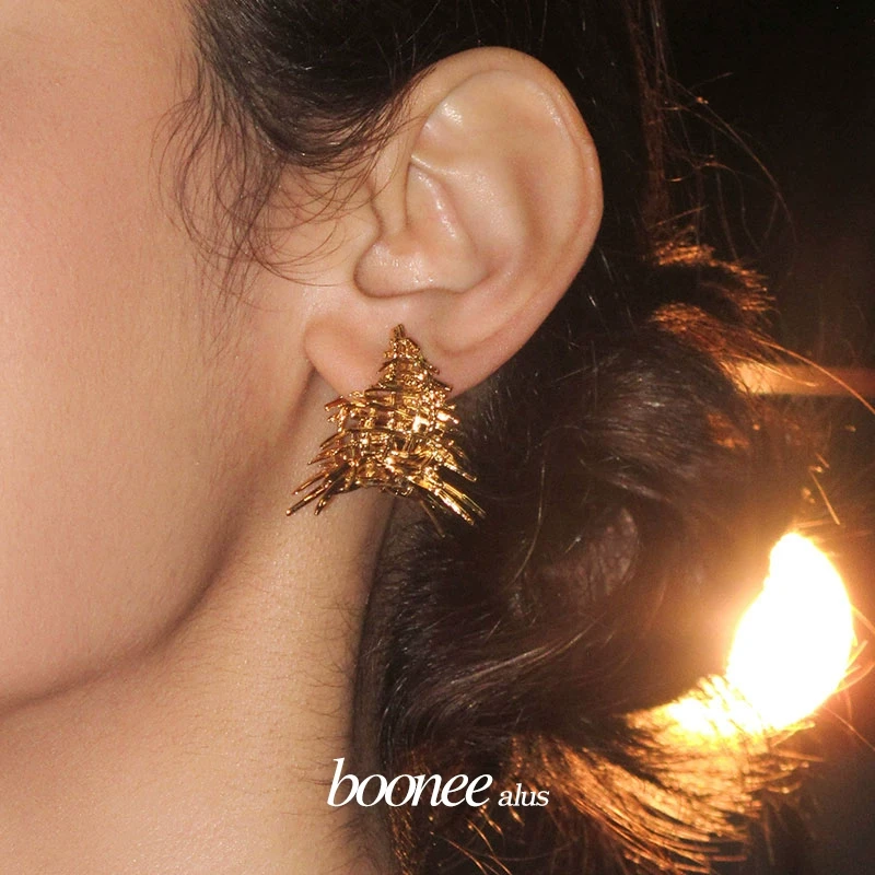 boonee alus 铜合金合成锆石耳饰 独特设计感不规则编织耳环女