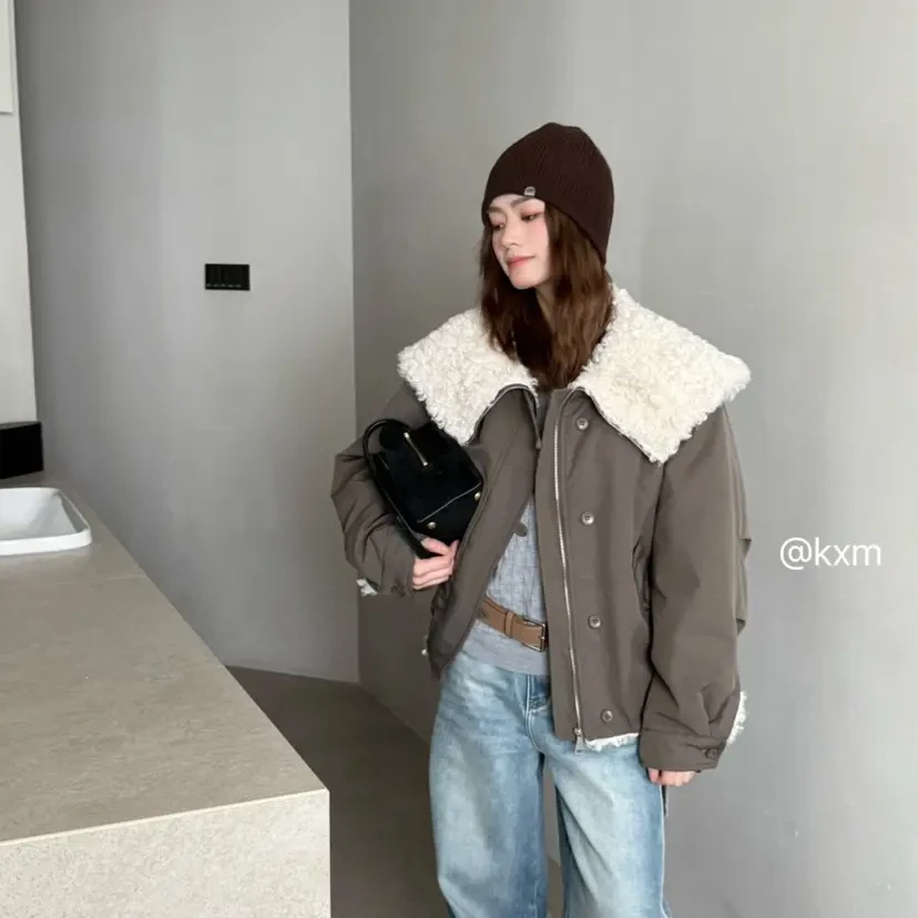 韩版羊羔毛大翻领内整张毛毛女2025冬季新款宽松加厚保暖短款外套