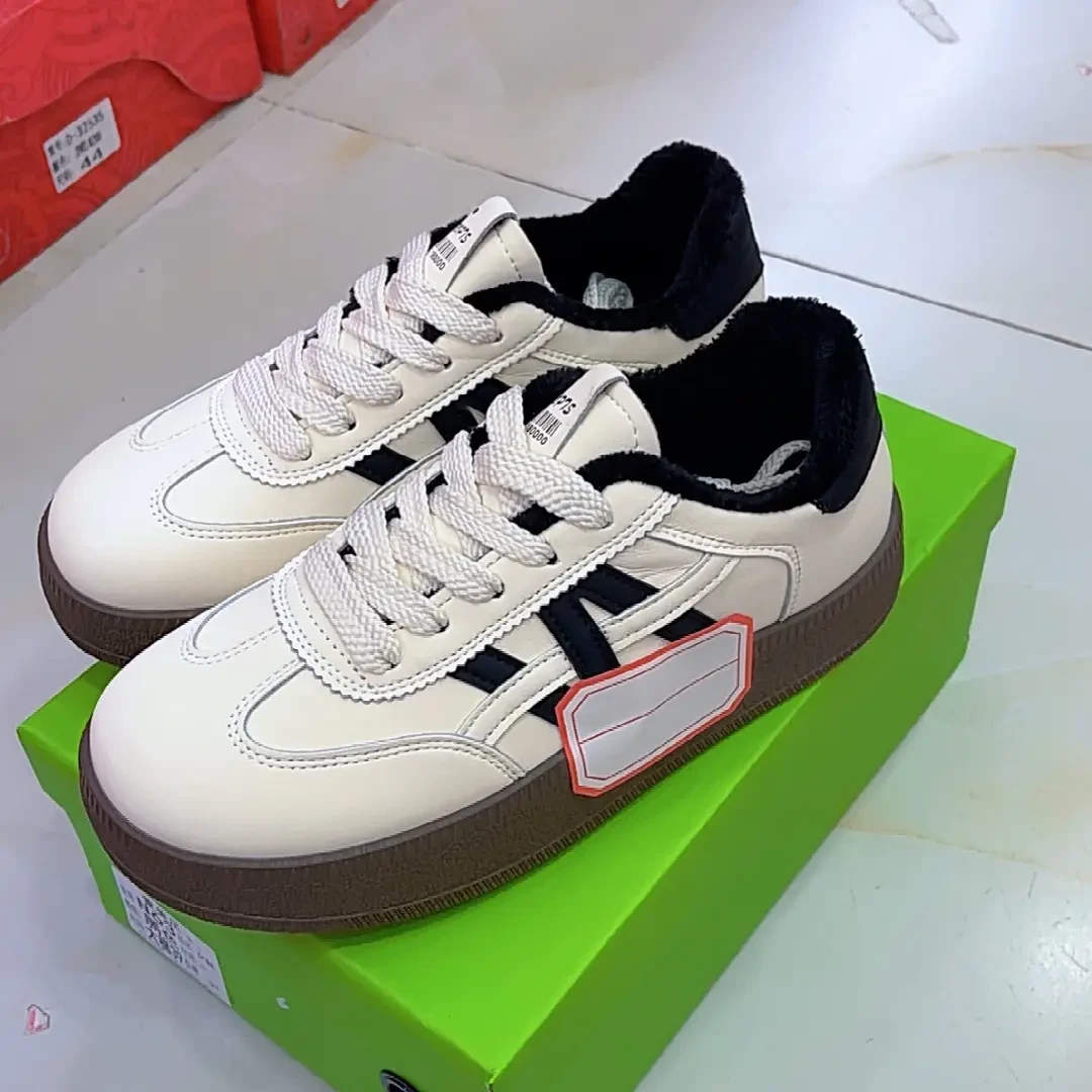 厚底加绒女鞋秋冬新款舒适百搭休闲鞋