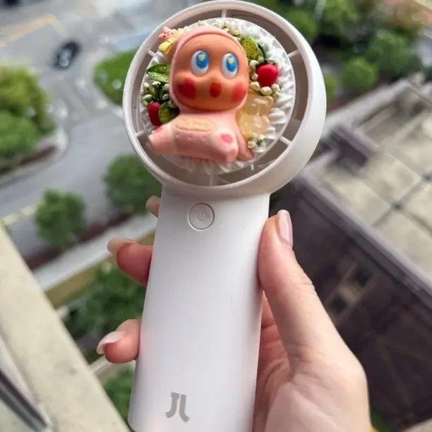 萌粒奶油胶手作便携小巧可爱手持风扇户外降温创意手工生日礼物