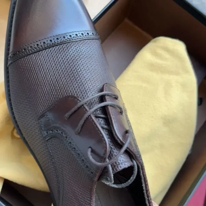 黑色三接头软底商务正装德比鞋男春秋季真牛皮百搭时尚皮鞋