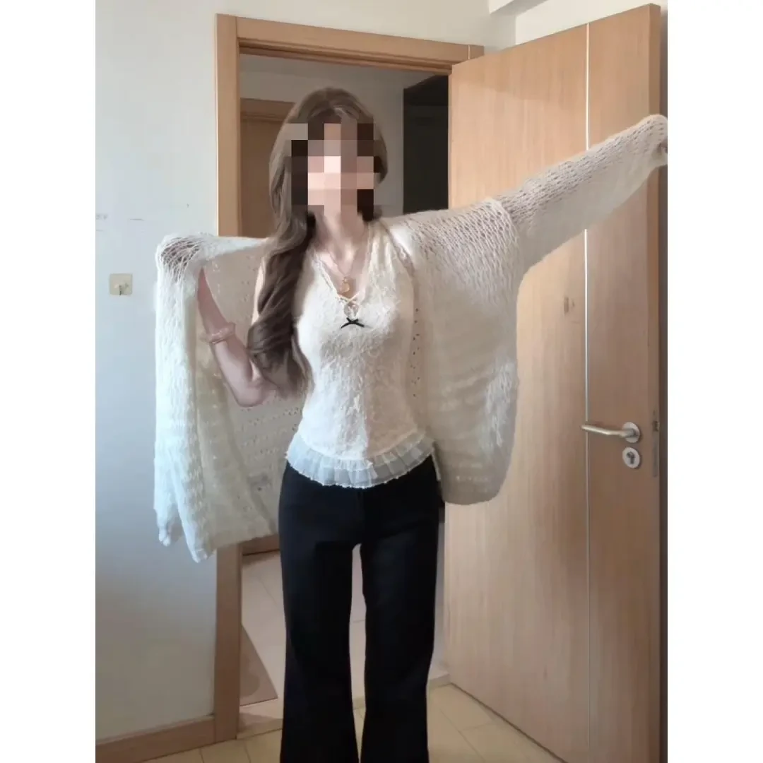 清冷系秋季衣服女韩系纯欲风吊带背心毛衣外套上衣牛仔裤三件套