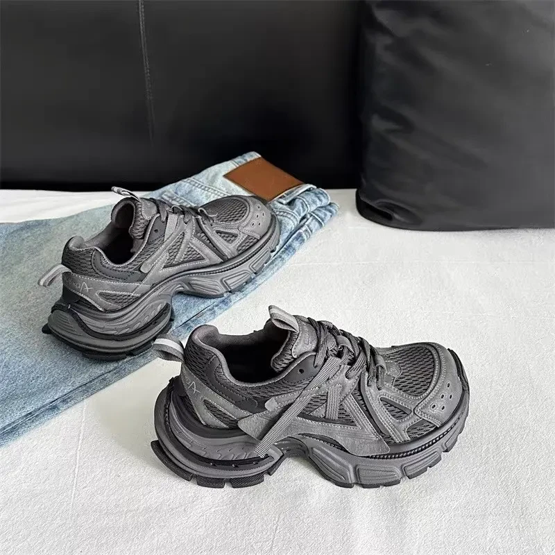 2025秋季新款厚底老爹鞋女百搭透气网面轻便增高休闲运动鞋潮