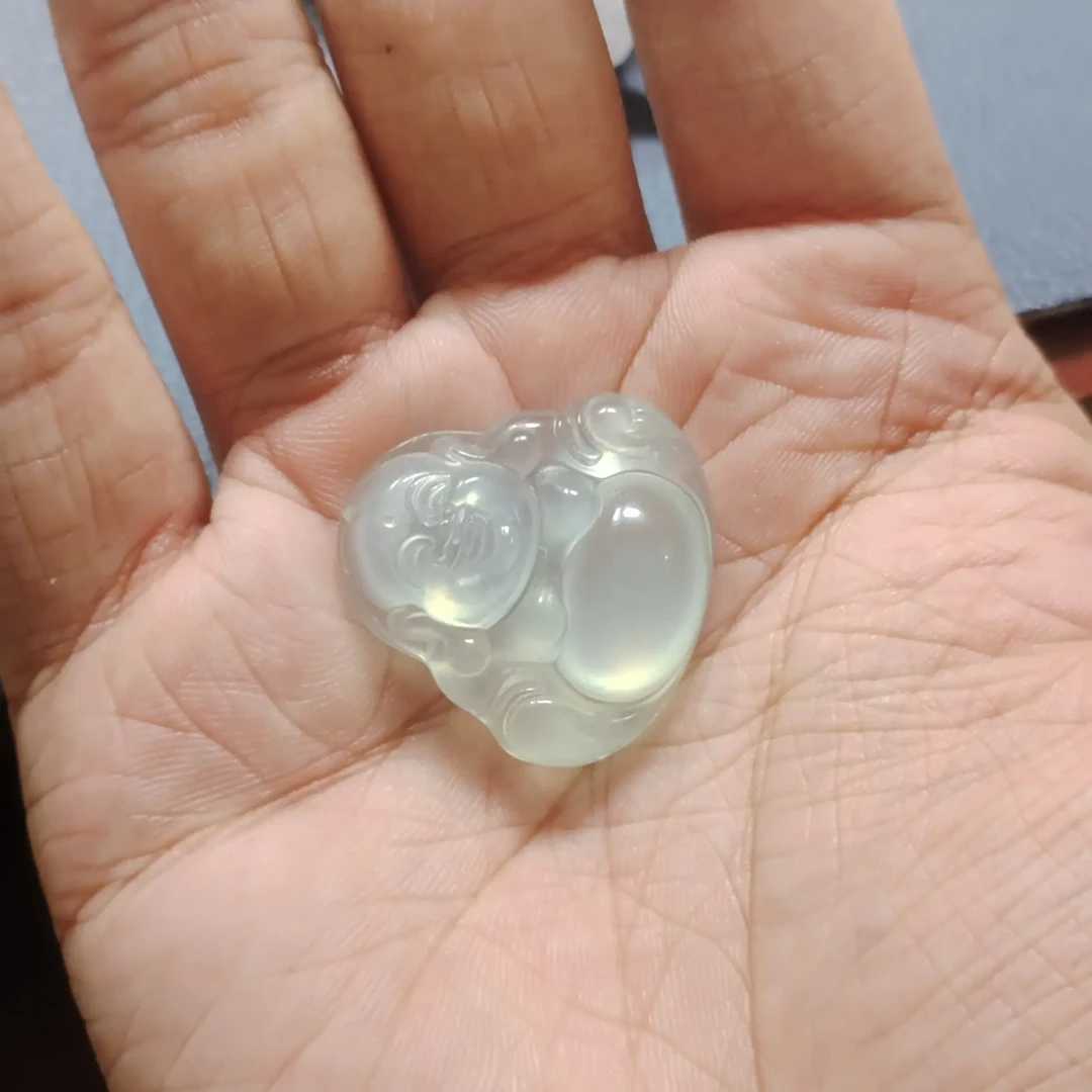 岫玉吊坠天然玉石