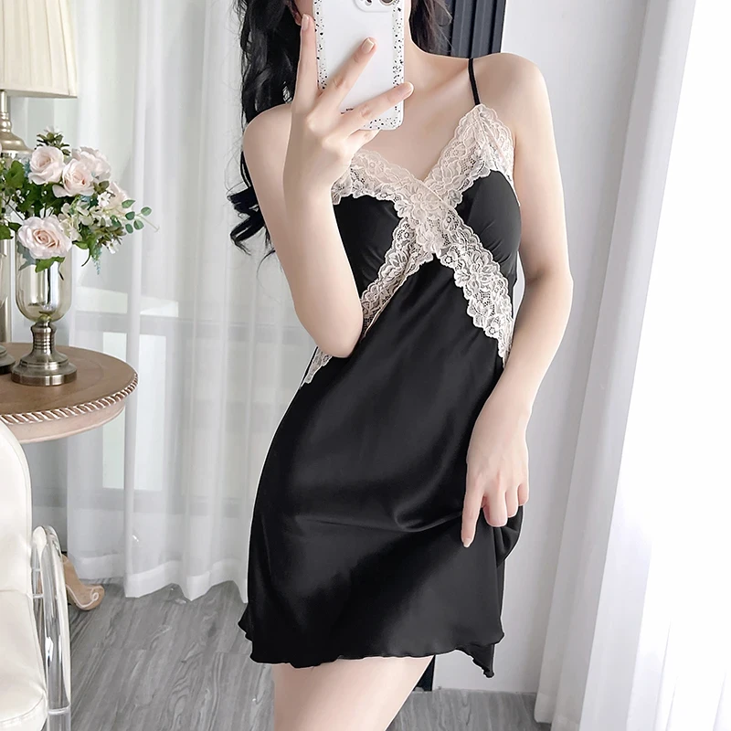 大码夏天大码胸垫睡裙吊带缎面冰丝薄款家居服女士白色纯欲风睡衣