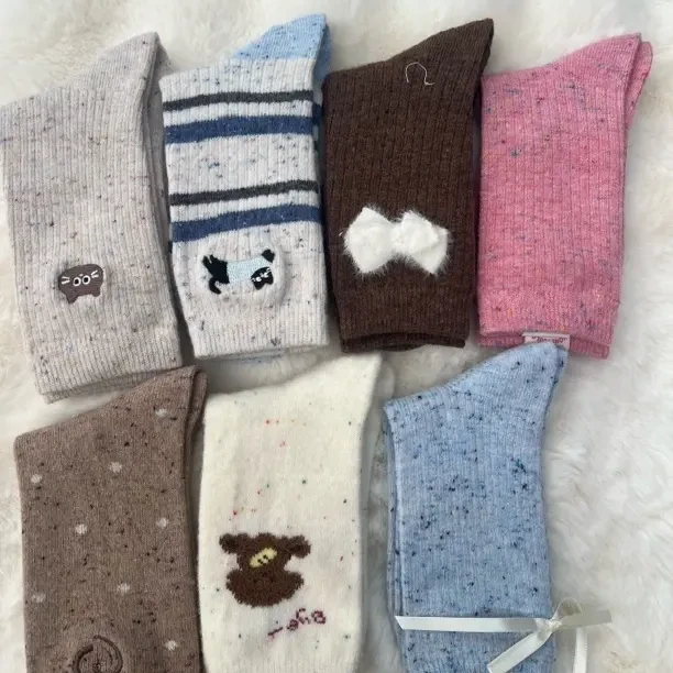 秋季女生中筒袜可爱学院风百搭花边高腰学生袜