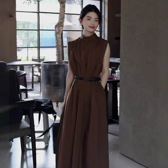 高级感小众无袖连衣裙子女夏季2025新款小个子穿搭一整套气质长裙