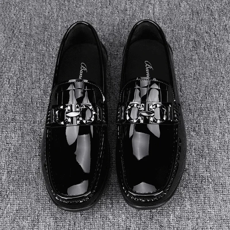 2025新款潮流经典亮皮豆豆鞋男皮鞋马衔扣一脚蹬漆皮懒人乐福鞋单