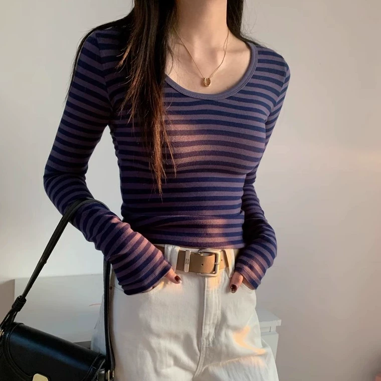 2025秋冬撞色条纹紧身U领内搭打底衫女洋气别致设计感短款上衣ins