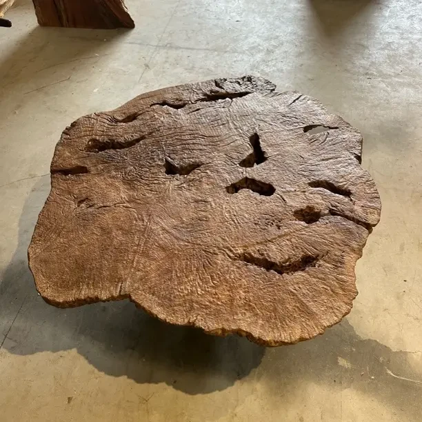 铁栎木树瘤侘寂风整木茶台独特纹理设计