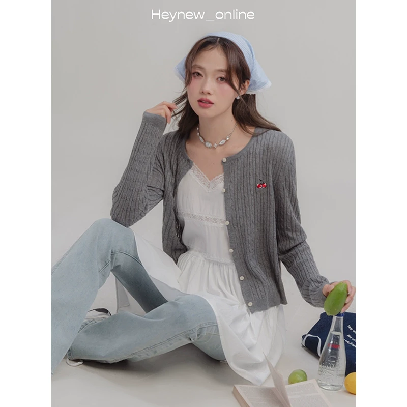 【年底宠粉福利】樱桃刺绣针织开衫外套-4C694