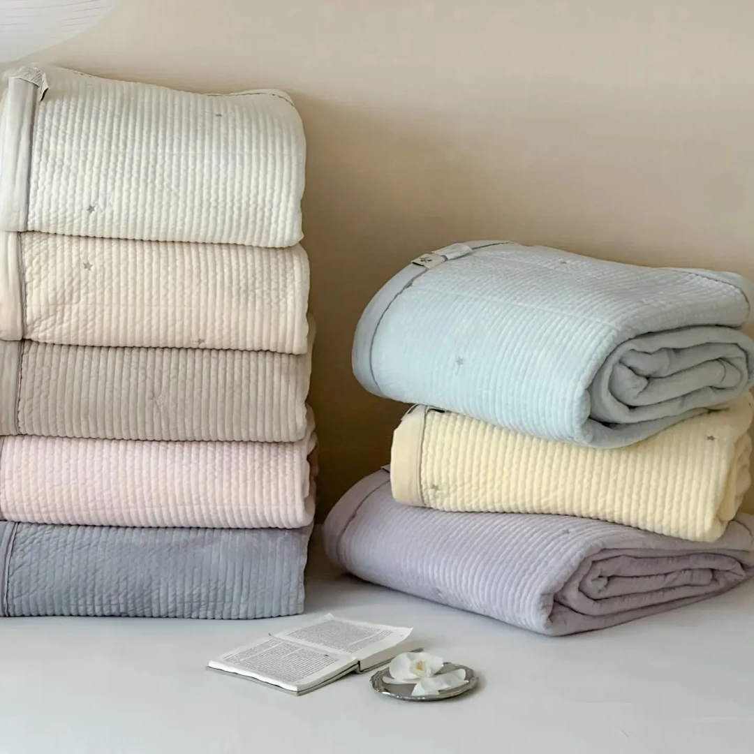 韩版奶油风满天星宝宝绒床盖绗缝双面柔软蓬松可机洗夹棉多功能