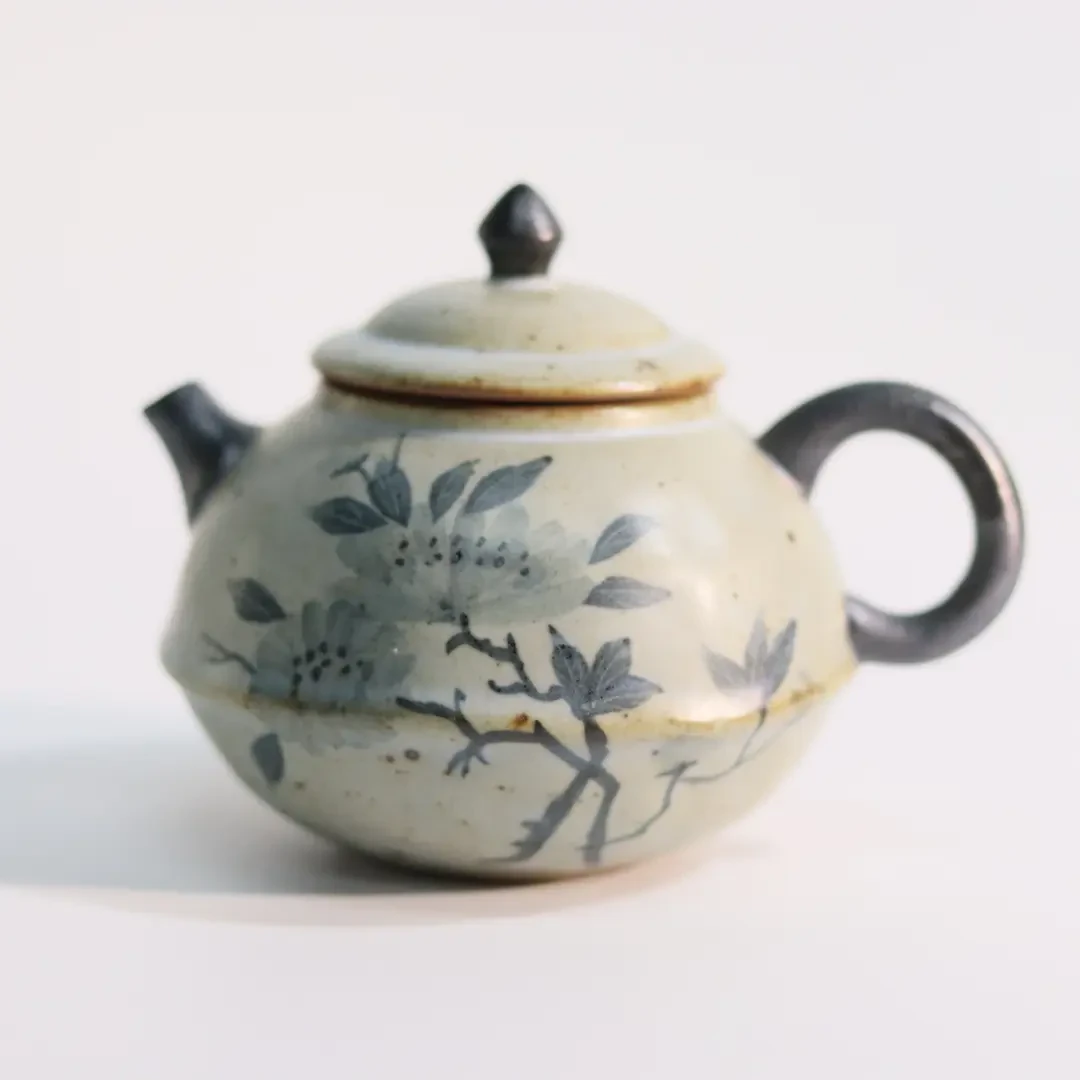 纯手绘水墨芍药系列茶壶合欢壶铁点仿古釉面柴烧感新中式水墨青花