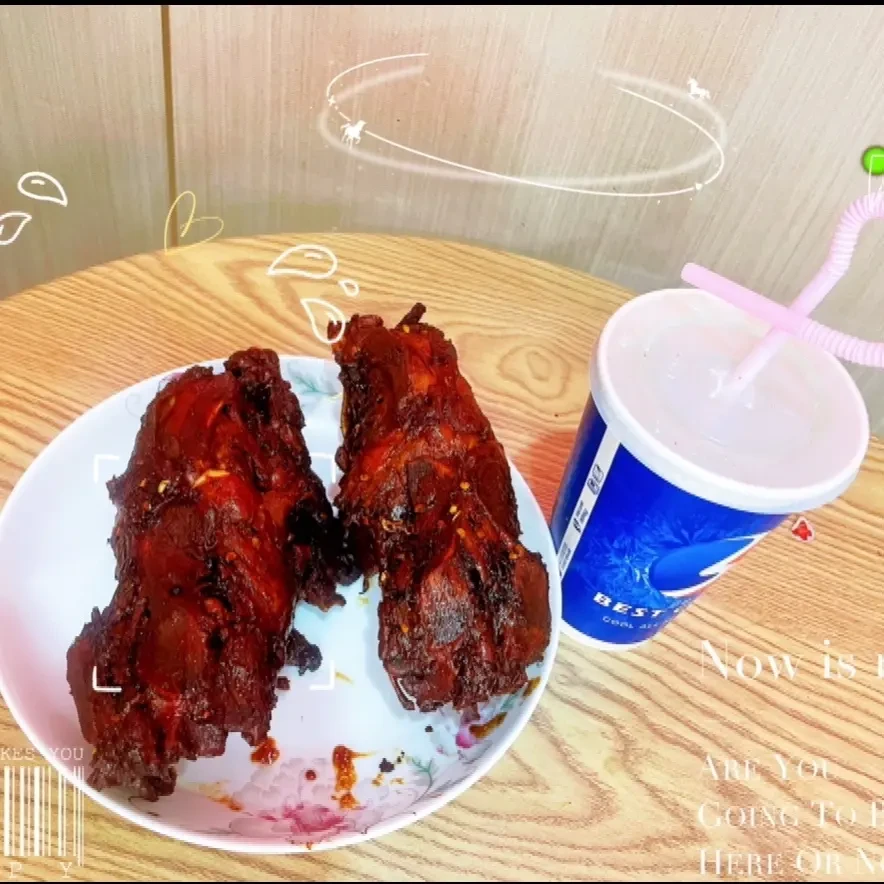 两只秘制麻辣鸡架特色卤味解馋零食