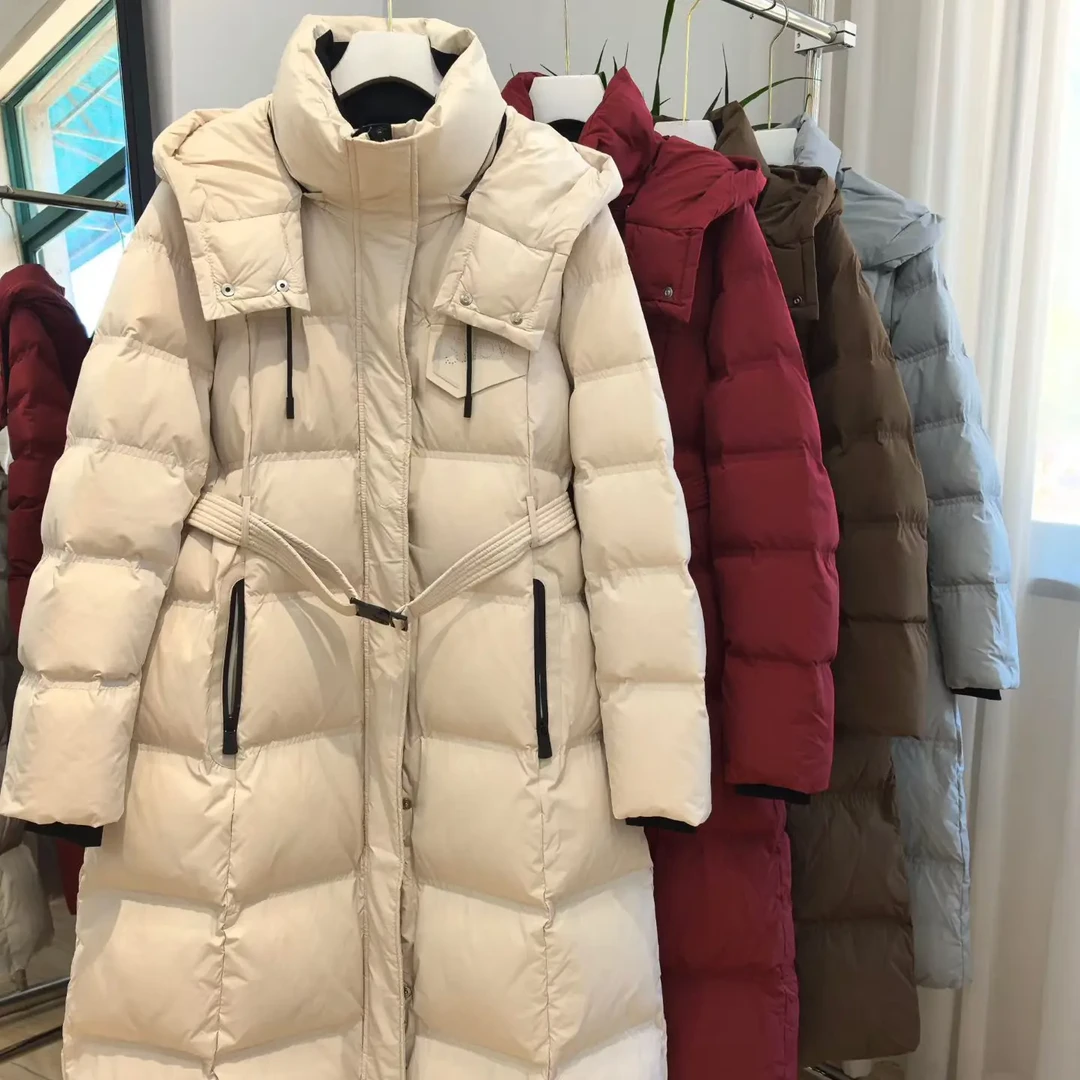 新款女士防寒修身科技蓄热连帽长款