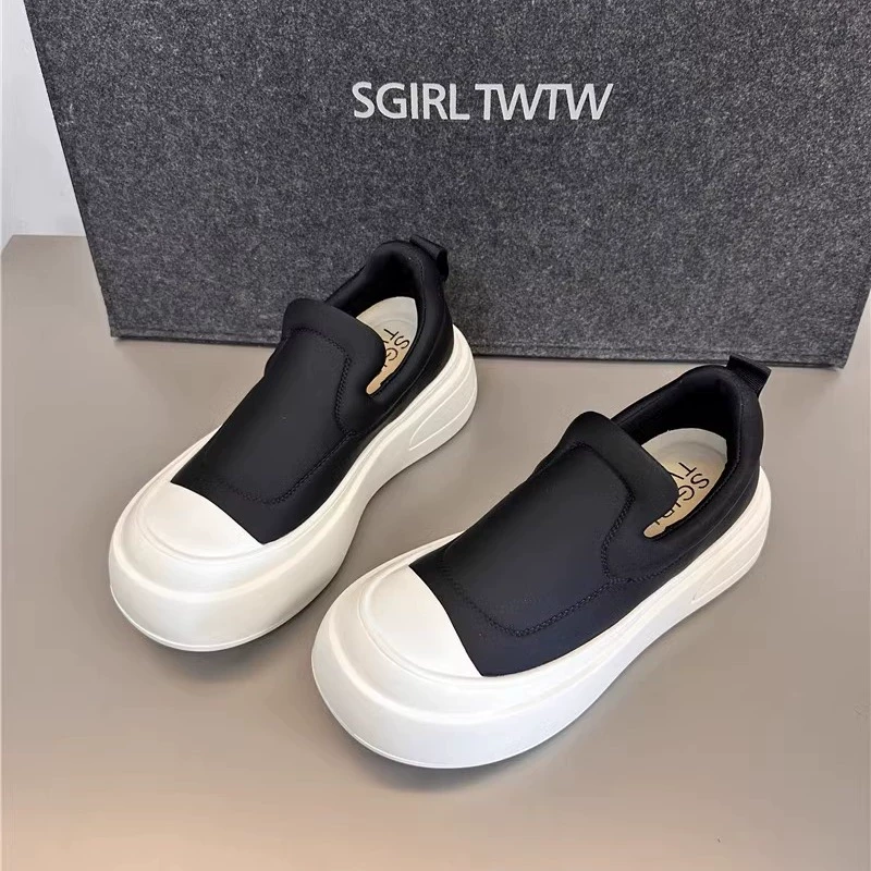 SGIRL TWTW推荐2025年春季丑萌大头鞋厚底面包鞋女弹力布单鞋板鞋
