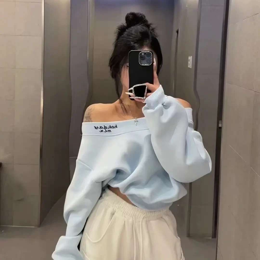 2025春季新款韩版宽松休闲字母印花一字肩卫衣女短款露肩百搭上衣