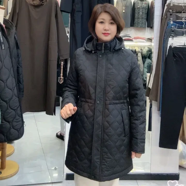 黑色连帽夹棉女士外套纹理感抽绳显瘦保暖秋冬新款