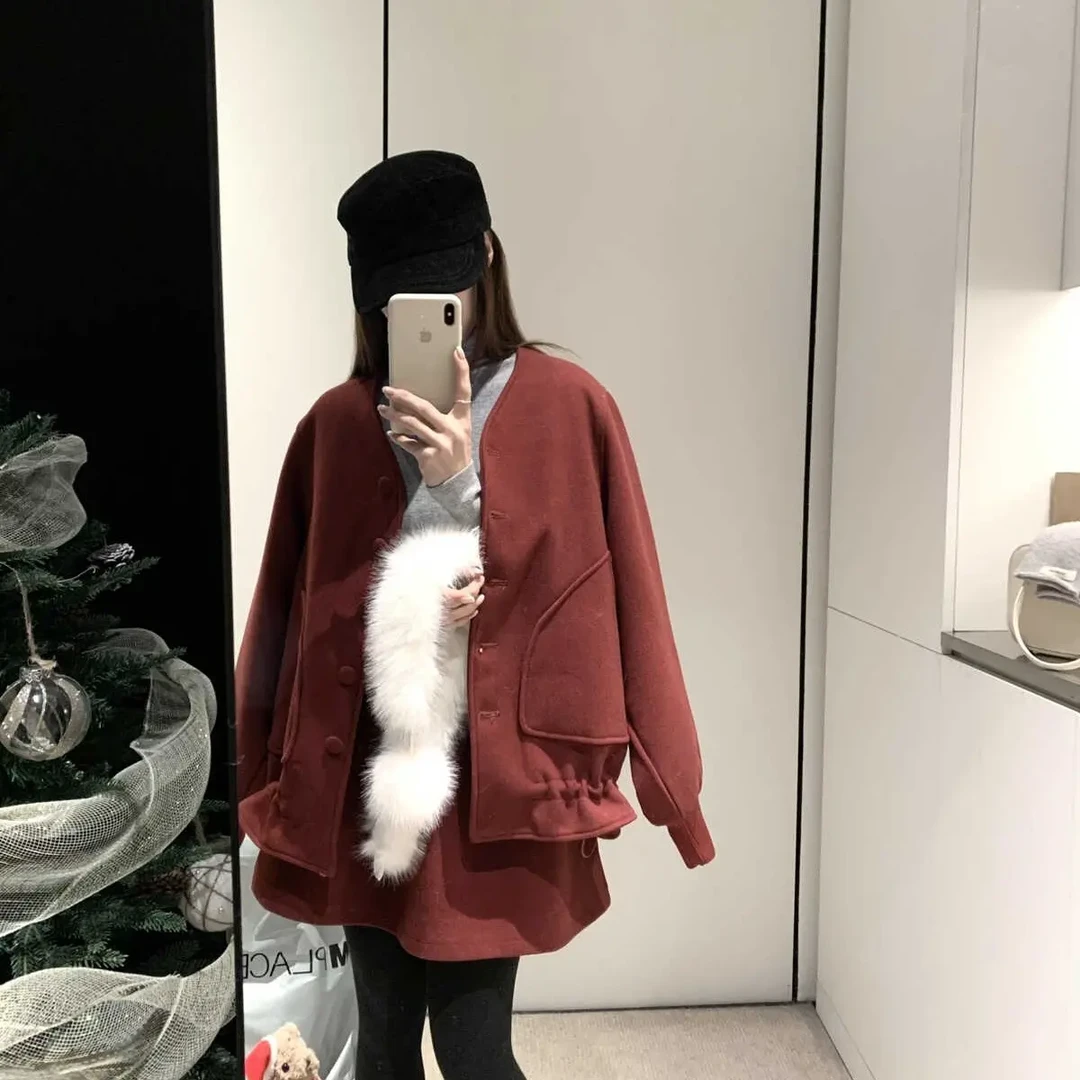 韩系俏皮下摆抽绳外套+显瘦半身裙套装(配环保人造毛领)