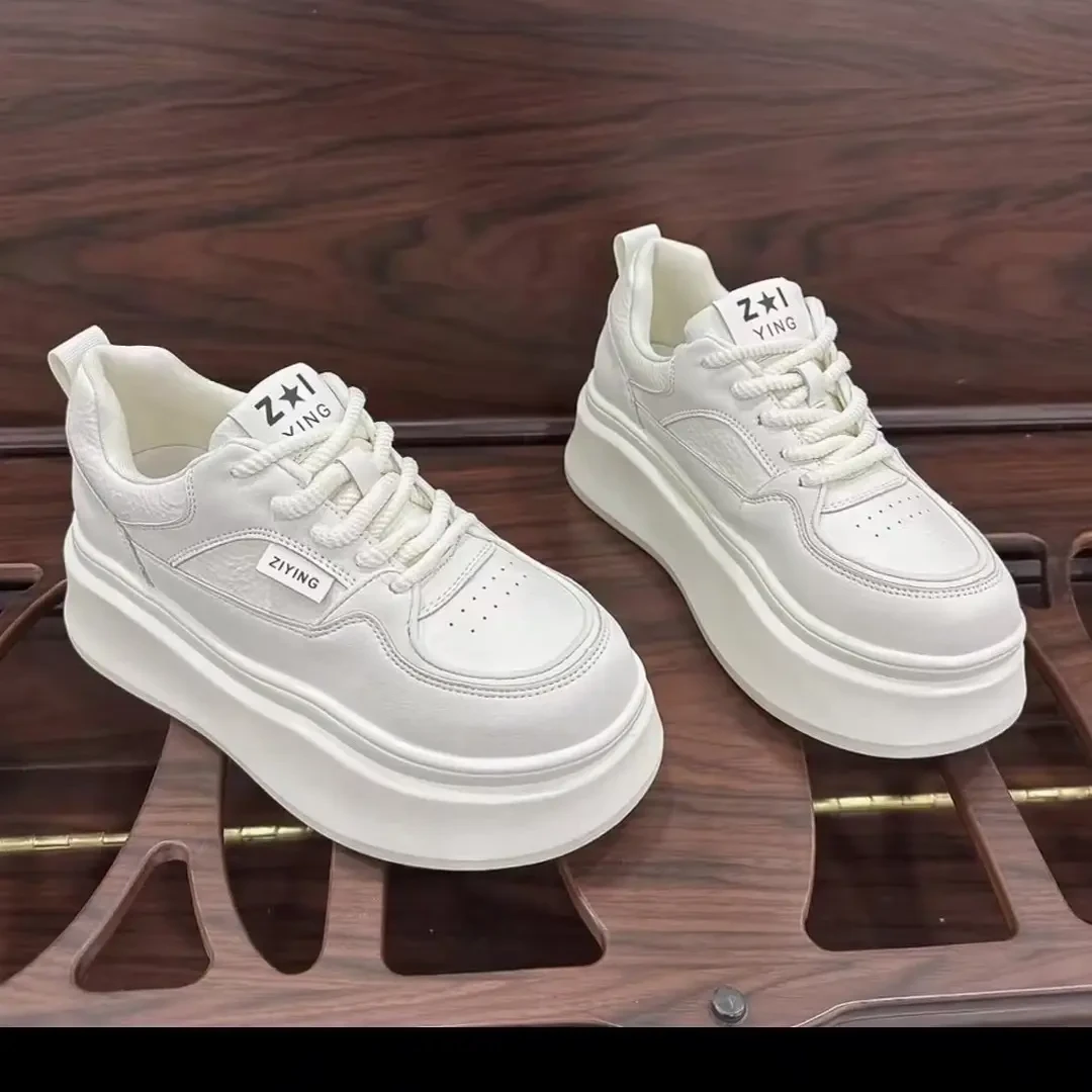 板鞋增高高帮秋季透气休闲板鞋学生休闲鞋小白鞋潮流