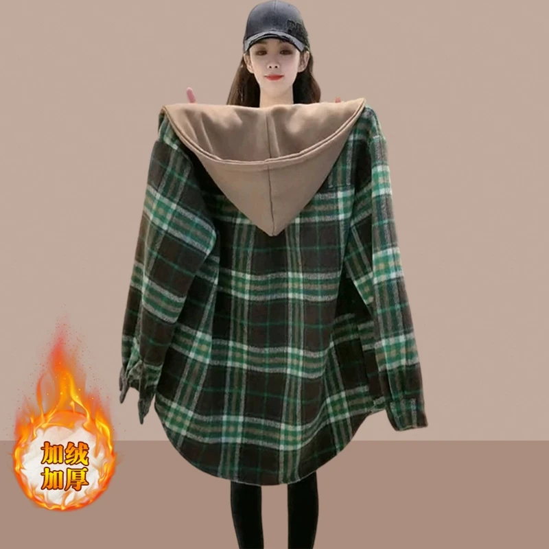 秋冬上班通勤装加绒加厚外套爆款2026新款小众设计感格子大码女装
