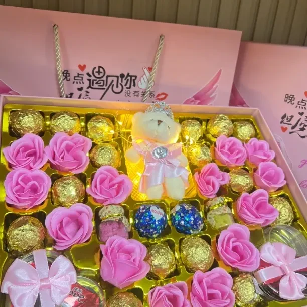 德芙巧克力礼盒装心形爱心糖果零食送女朋友生日节日礼物女生