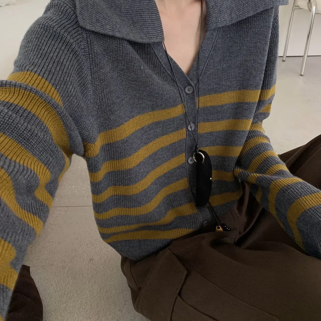 【OZZ—8529】秋季轻熟风连帽条纹休闲套头韩版毛针织衫翻领针织