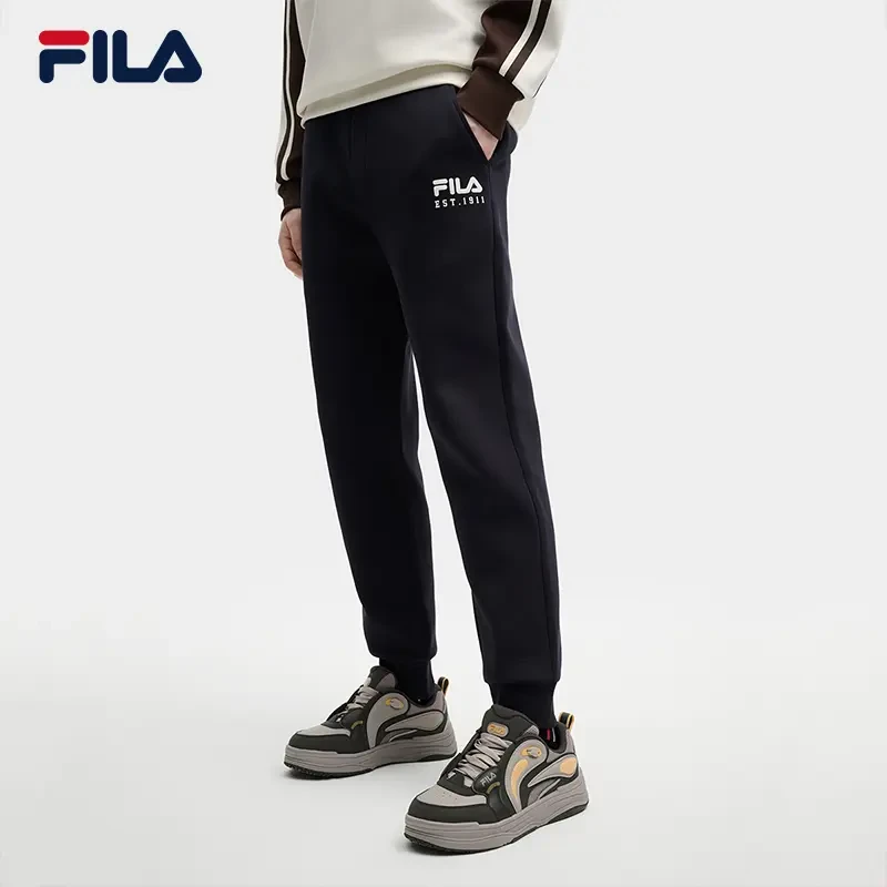 束脚防风运动长裤|斐乐男装2025春季新款休闲百搭卫裤F11M519602F