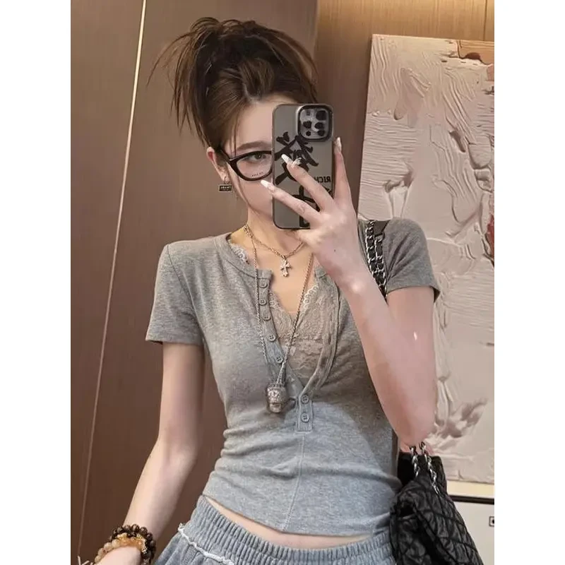 灰色蕾丝拼接假两件领短袖恤女夏季修身显瘦独特超好看漂亮上衣