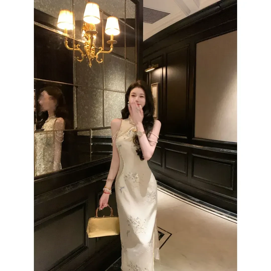 【KEKE】 金丝蝴蝶珠链新中式无袖旗袍裙子女装修身显瘦开叉长裙