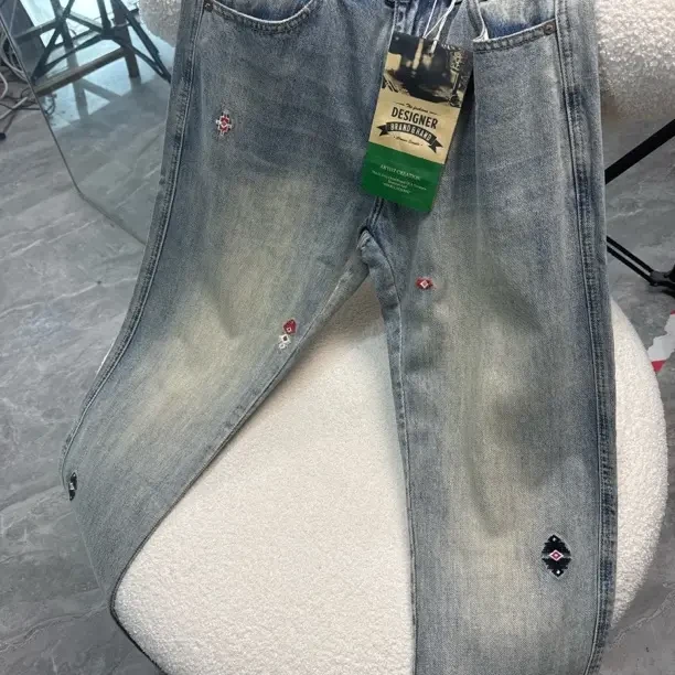 154春夏韩版直筒裤破洞刺绣牛仔裤长裤百搭学院洗