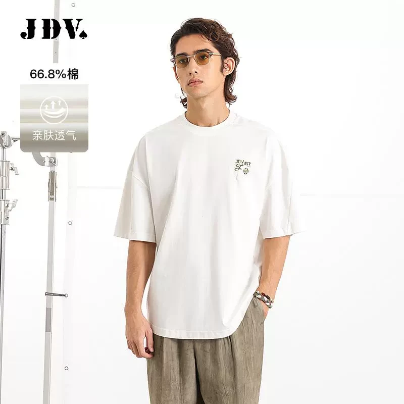 JDV男装2025商场同款春夏新款男士白色圆领T恤短袖棉上衣STT5335