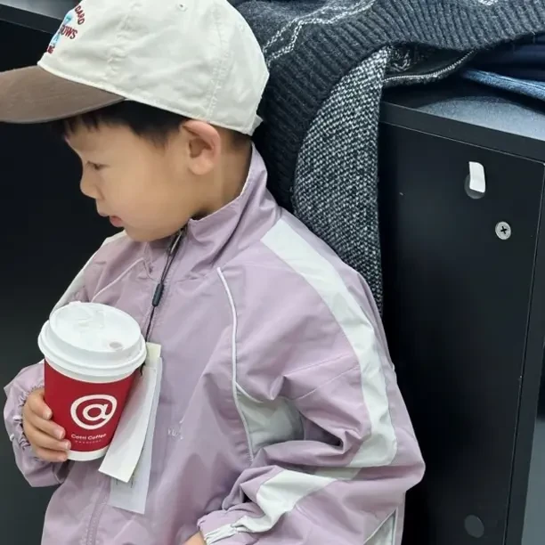 运动休闲风外套童装女童大童秋款