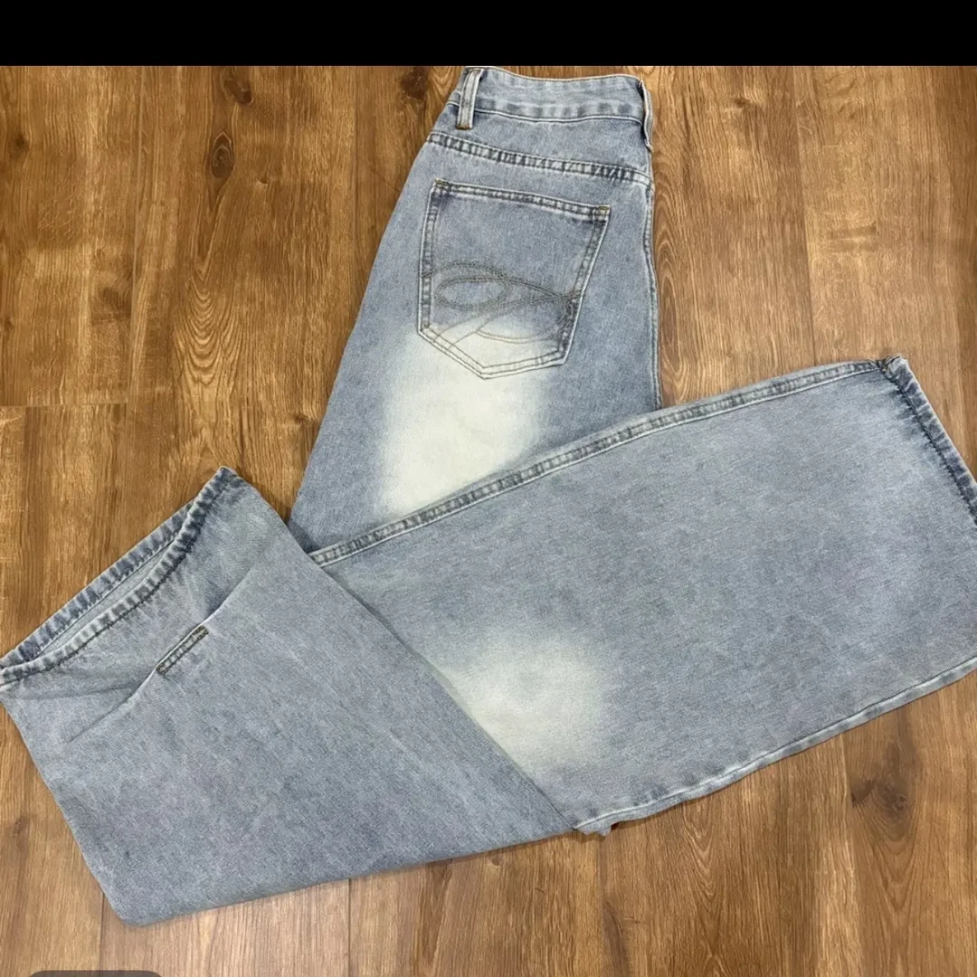 复古刺绣高腰阔腿牛仔裤女秋季宽松显瘦直筒做旧设计感长裤