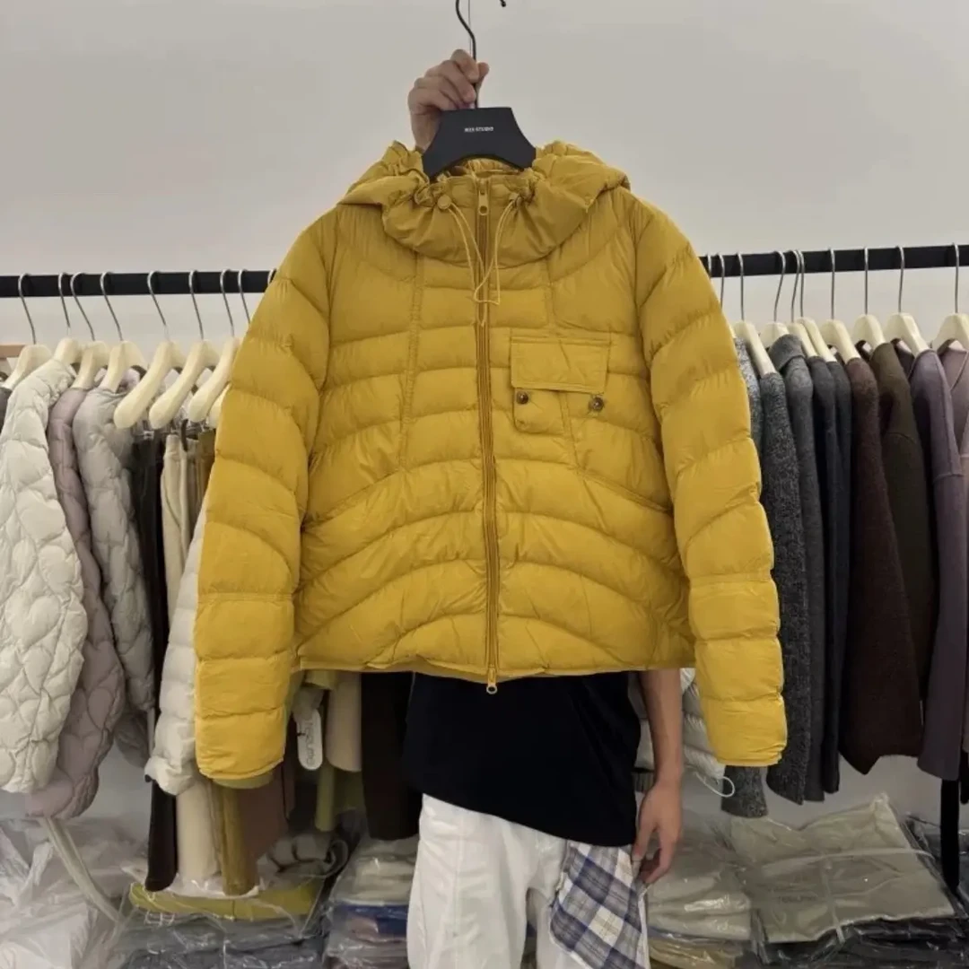 2025秋冬韩版时尚女款百搭潮流保暖轻薄款排骨羽绒服