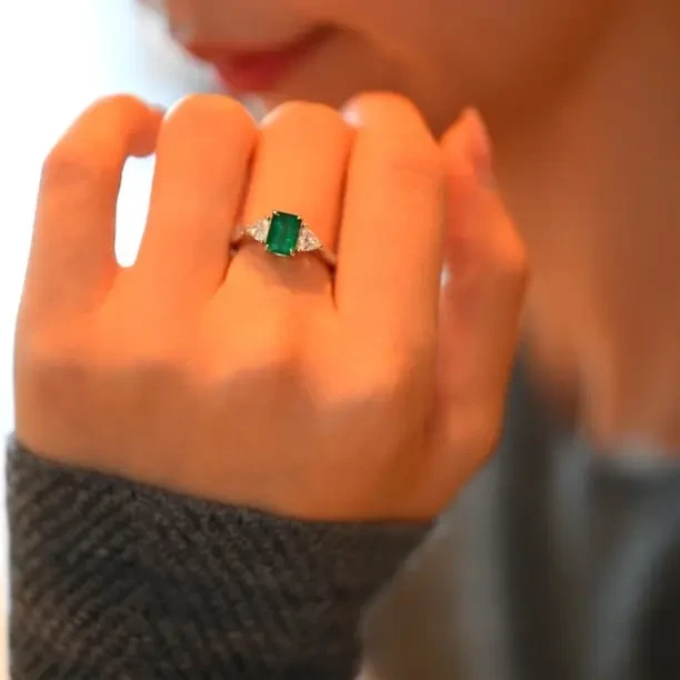 木佐1.42GRS微油哥伦比亚祖母绿戒指