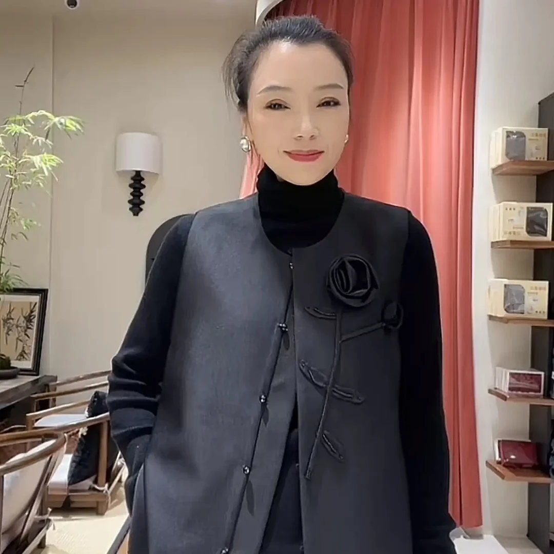 YOUNG DODO杨多多新中式立体牡丹马甲6623