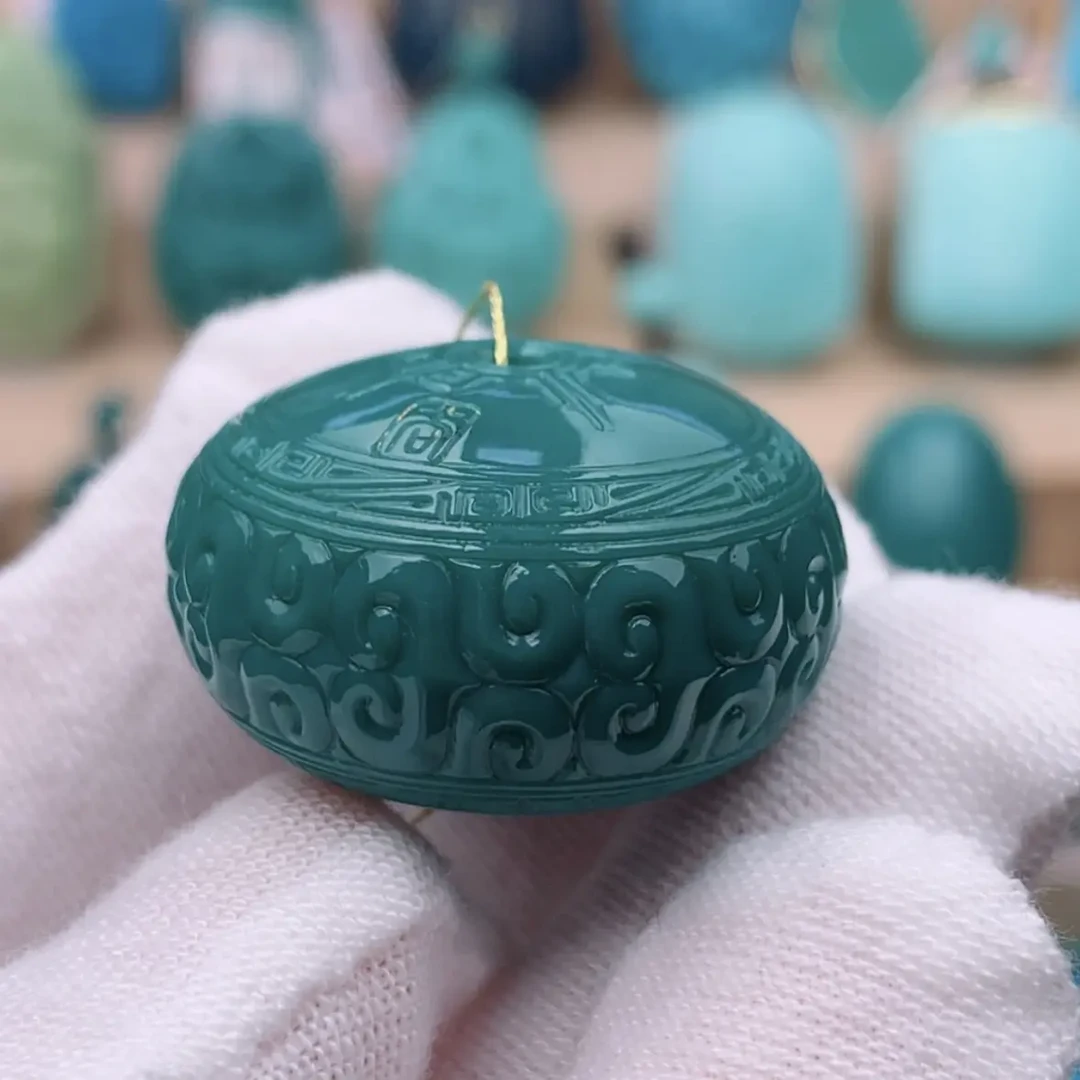 原矿高瓷绿松石雕刻回纹单珠