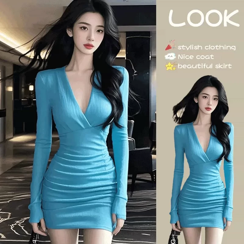 独特超好看气质显白V领连衣裙女装2025春秋新款辣妹收腰包臀裙子