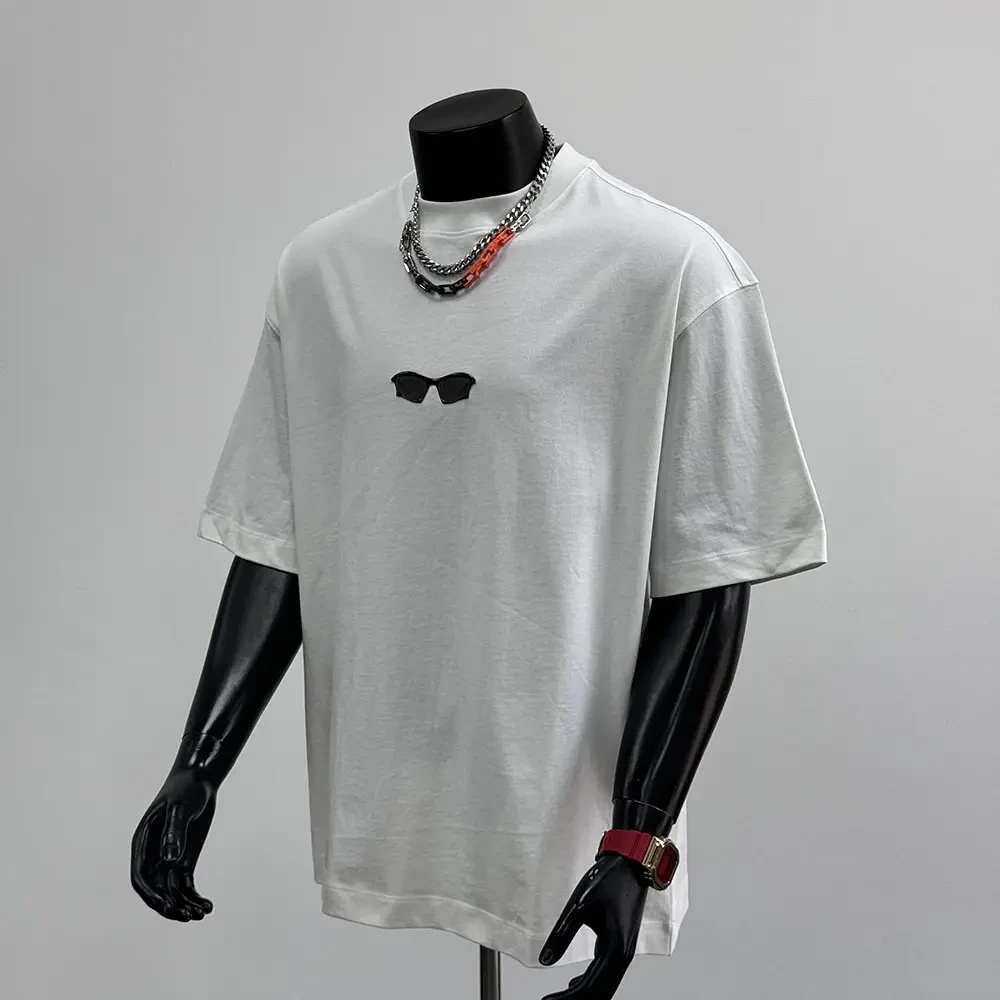 2025年夏季新款美式潮牌纯棉创意墨镜设计休闲纯棉小领口百搭T恤