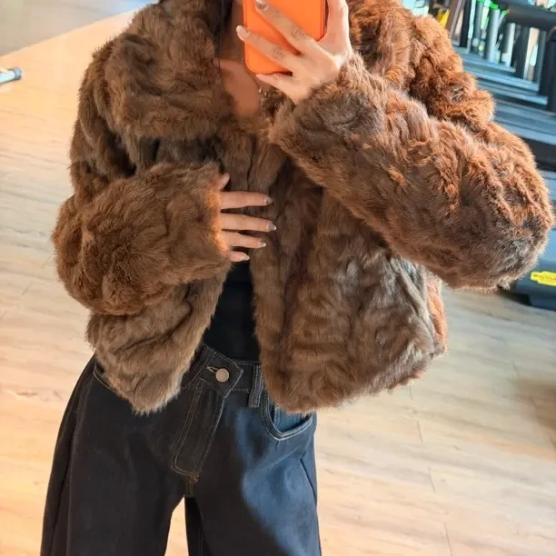 矜贵小女高级感仿皮草短款毛毛外套女2025新款夹棉保暖毛绒上衣冬