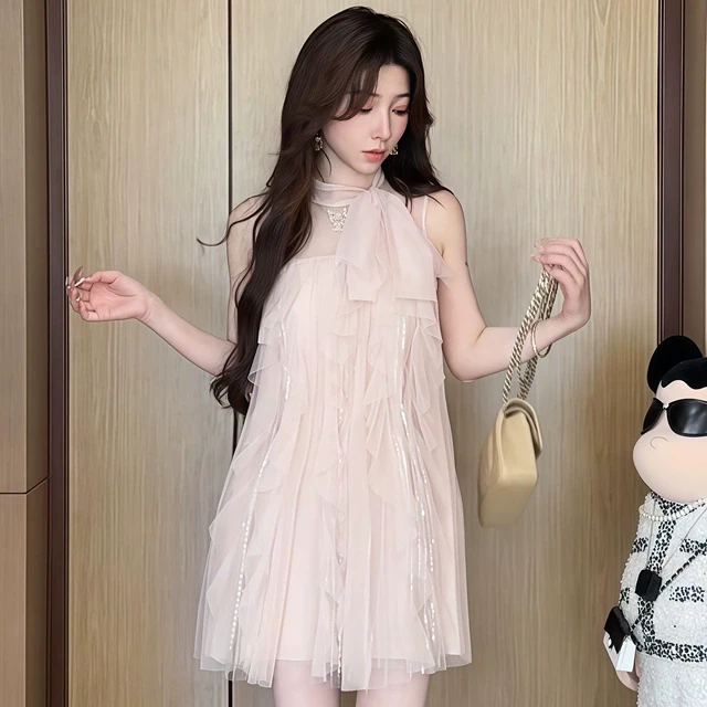 法式荷叶边系带挂脖连衣裙2025新款夏季纯欲性感高级感绝美短裙子